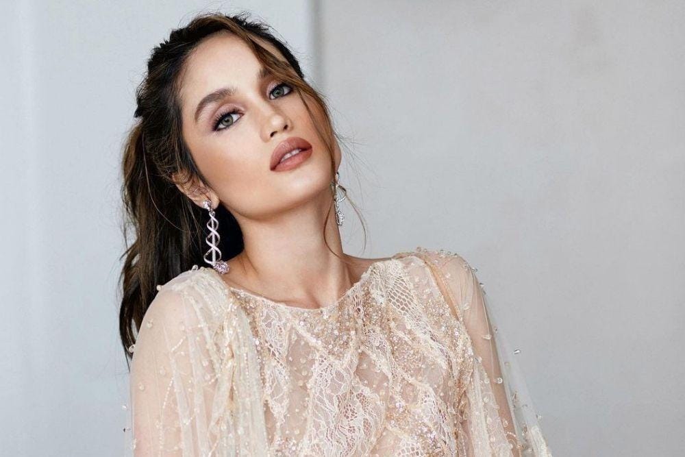 instagram.com/claurakiehl