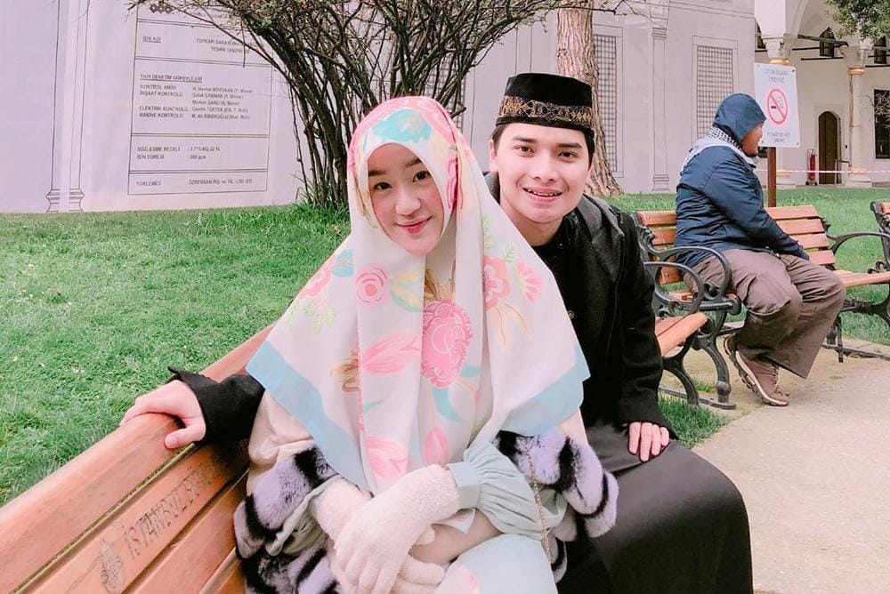 Instagram.com/larissachou