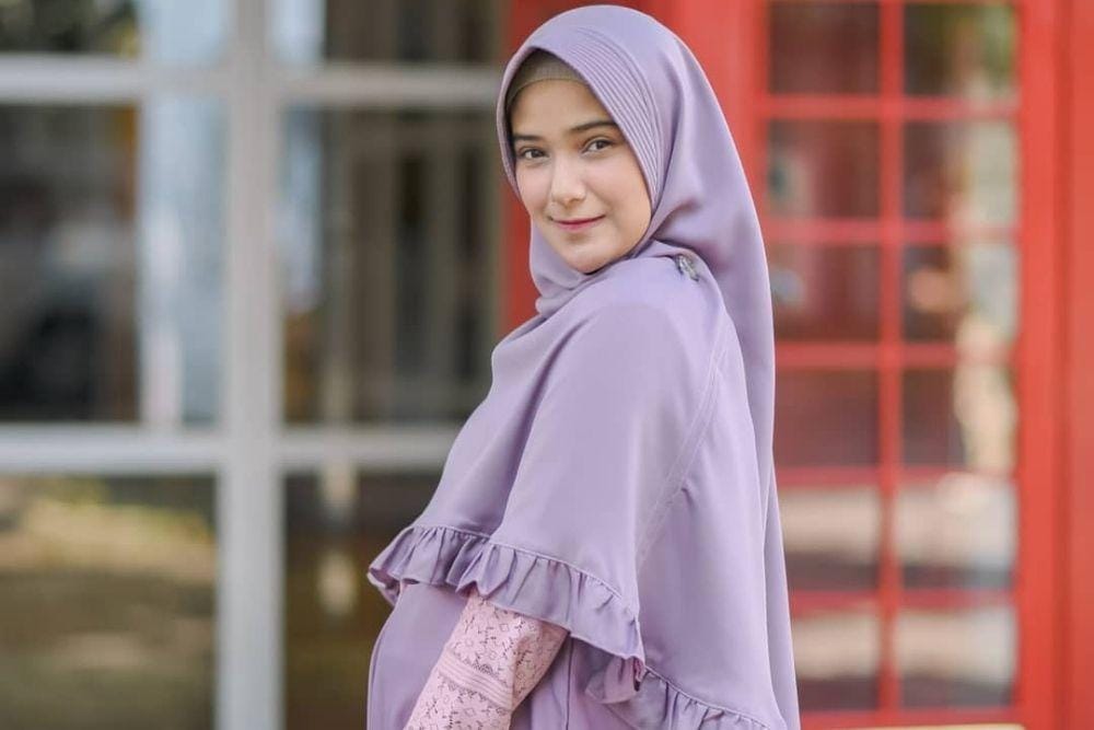 Melahirkan, Intip Manisnya Nadya Mustika Ketika Hamil Anak Pertama