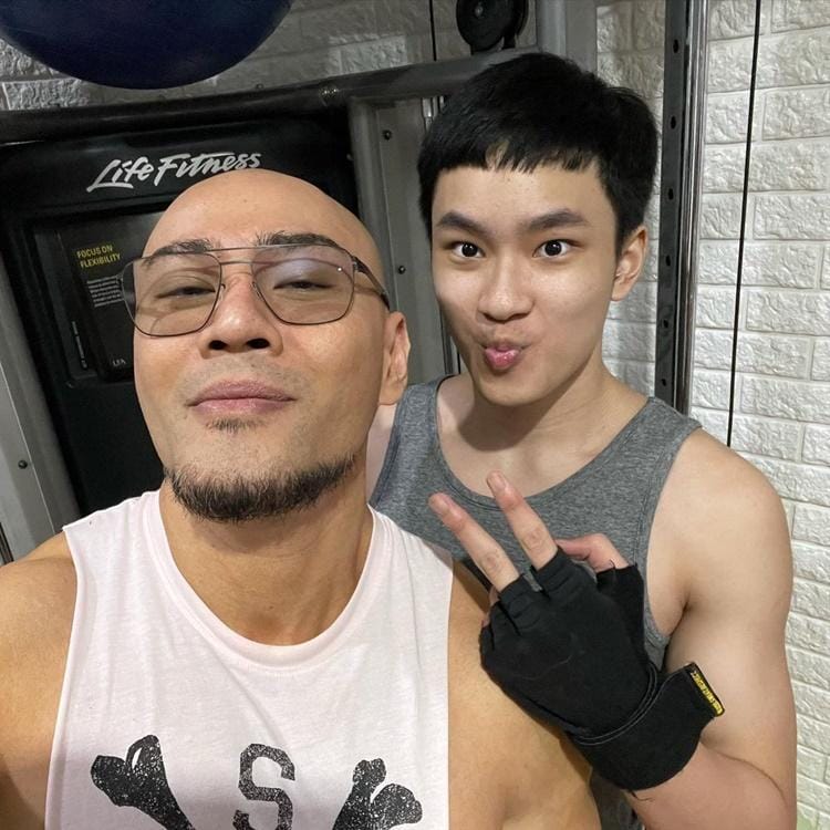 Instagram.com/azkacorbuzier