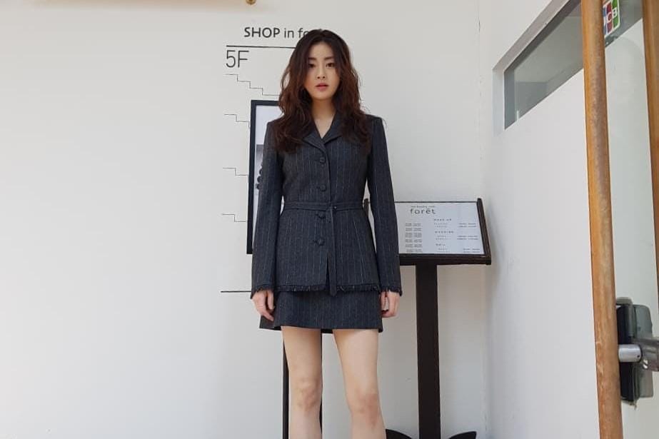 Resmi Jadi Ibu, Intip Gaya Imut hingga Elegan Kang Sora