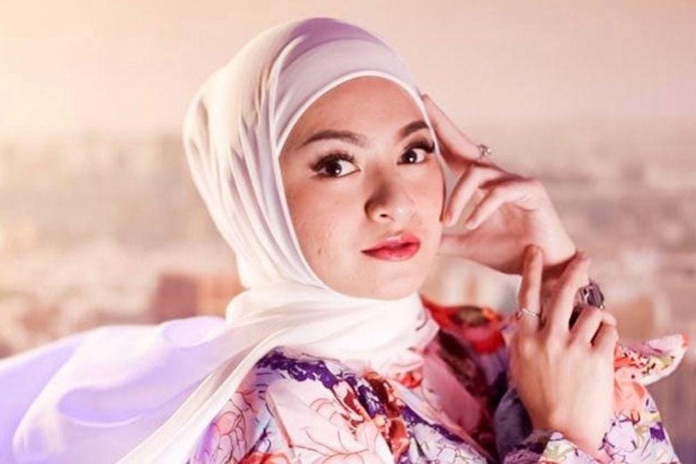 Hapus Foto Sule di Instagram, Begini Potret Kekinian Nathalie Holscher