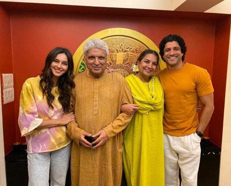 Instagram.com/azmishabana18