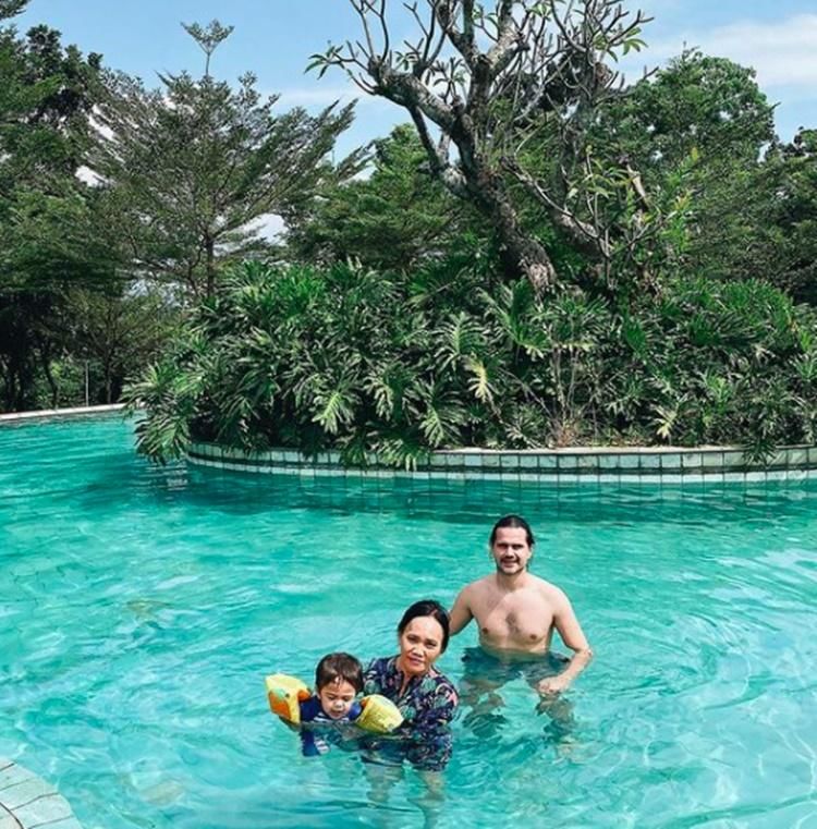 Instagram.com/rachgoddard