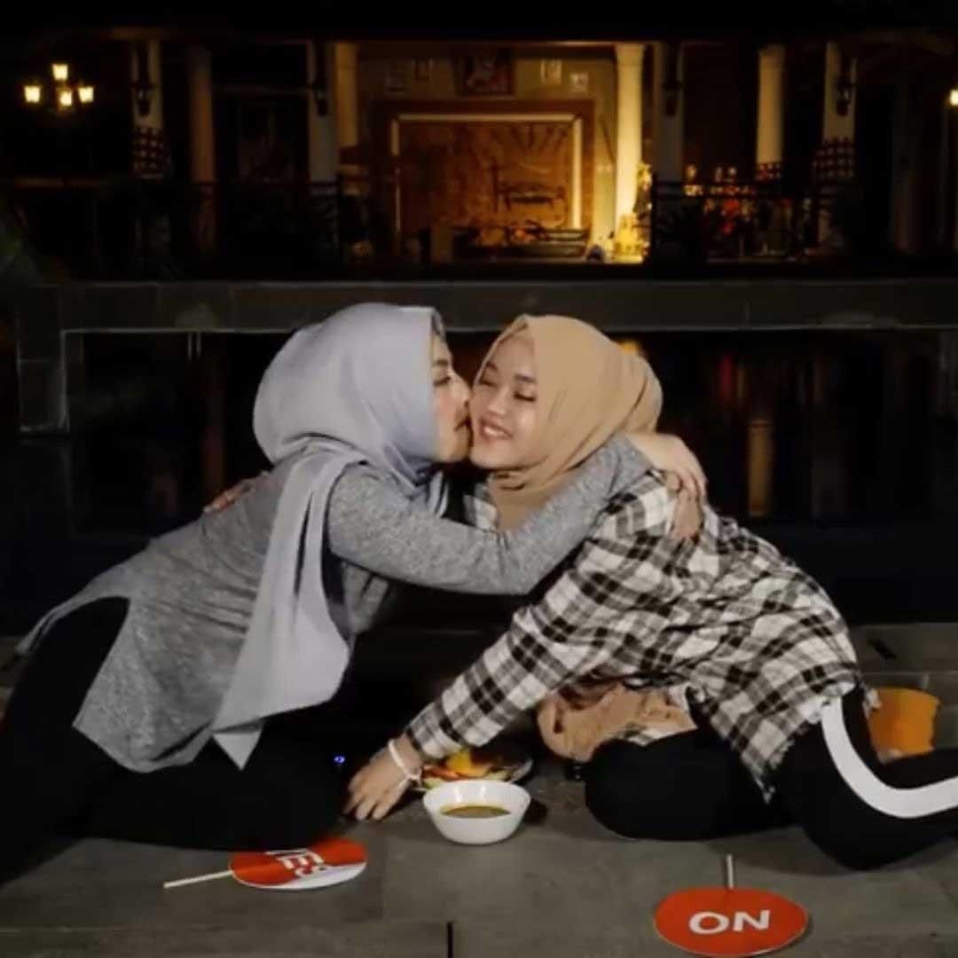 Instagram.com/nathalieholscher