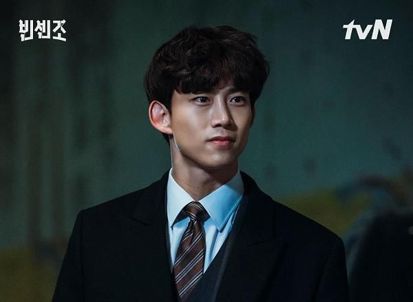 Twitter.com/CJnDrama