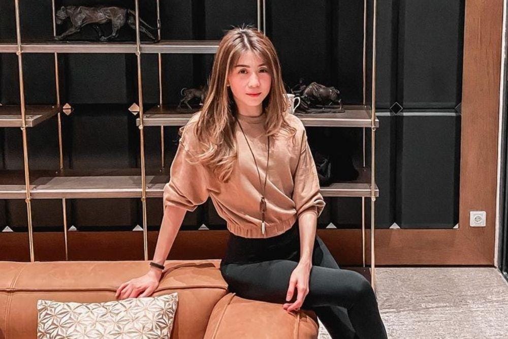 Intip Manisnya Novita Condro, Istri Kapten Vincent Raditya