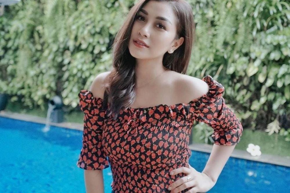 7 Potret Nisya Ahmad, Adik Ipar Nagita Slavina yang Geulis Pisan