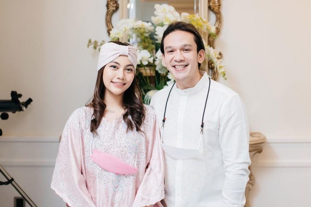 Mesra Meski Beda Agama, Ini 9 Gaya Pacaran Jordi Onsu dan Kekasih