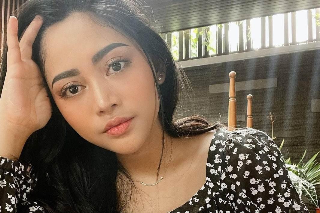 Instagram.com/Rachelvennya