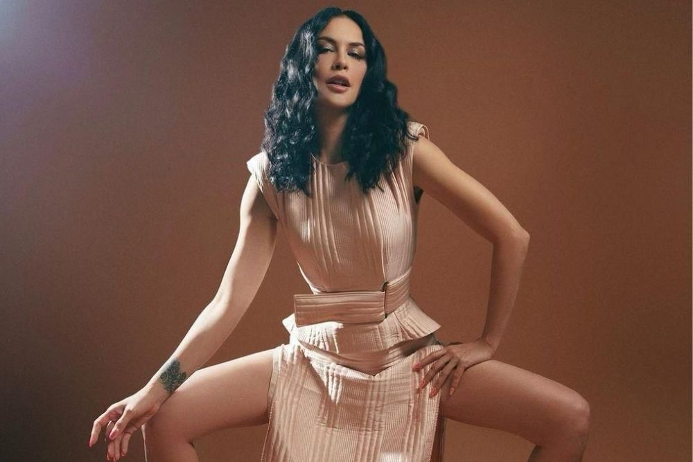 instagram.com/sophia_latjuba88