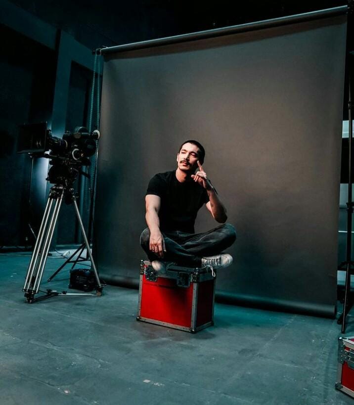 instagram.com/abimana_arya