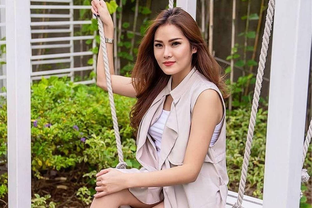 Intip Seksinya Vegen Acni, Mantan Istri Kapten Vincent Raditya