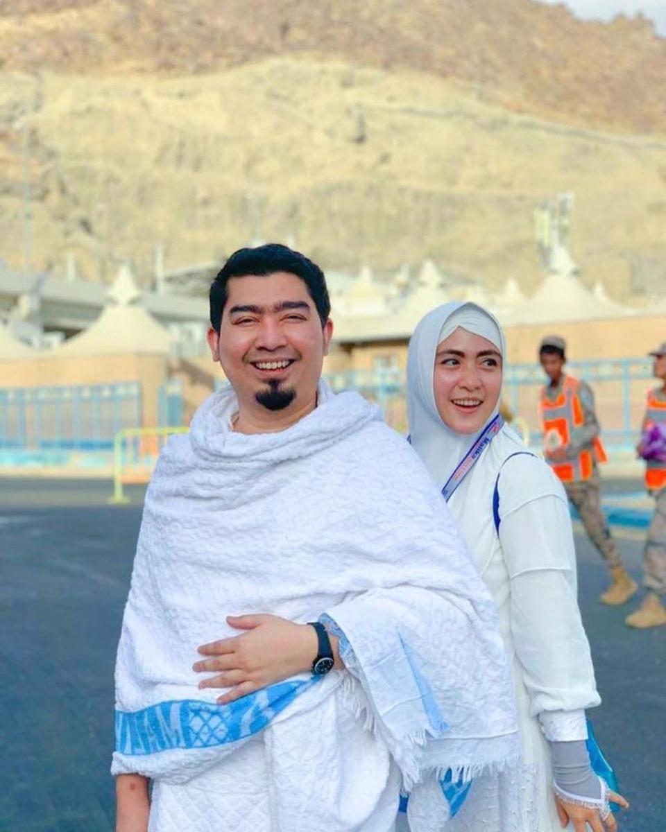 Instagram.com/apriljasmine85