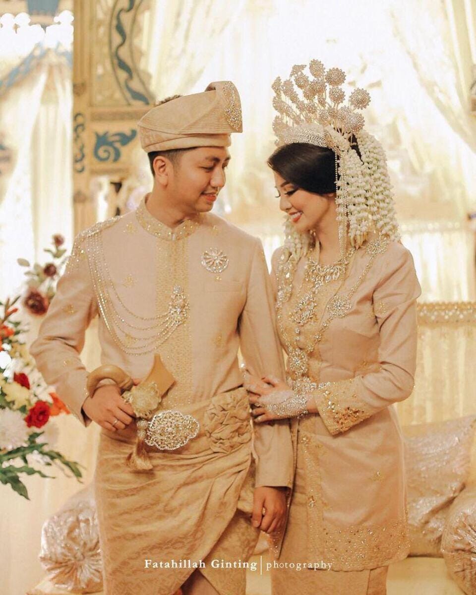 Instagram.com/ariskaputripertiwii