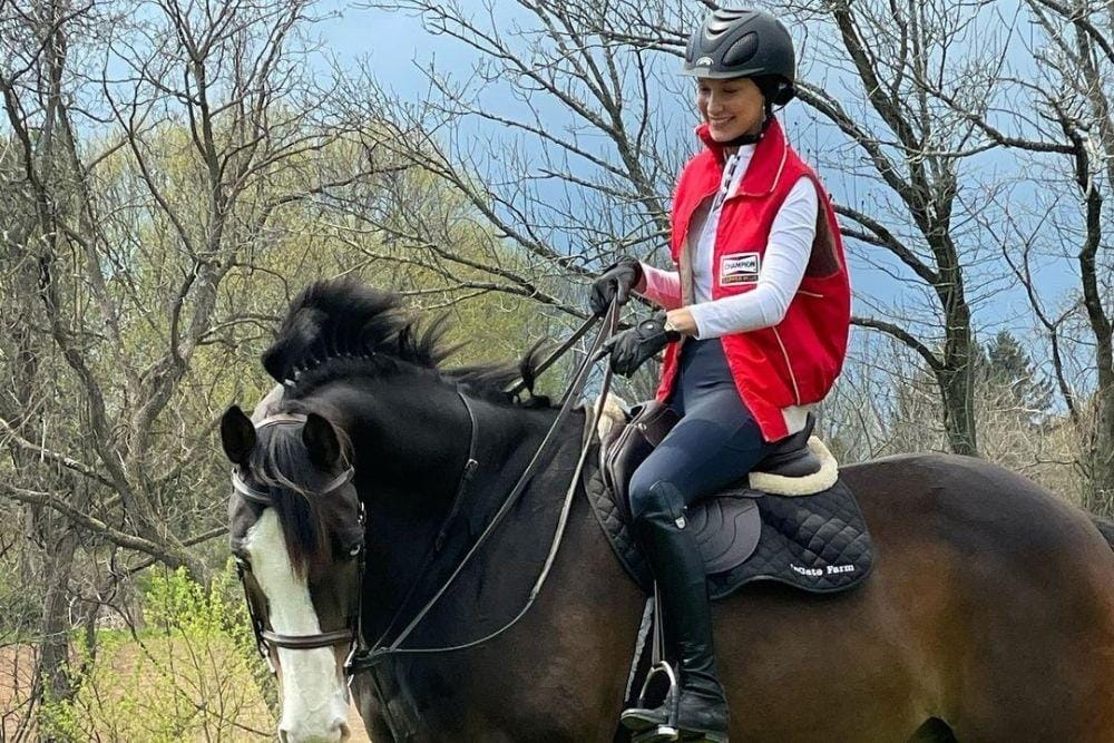 instagram.com/bellahadid