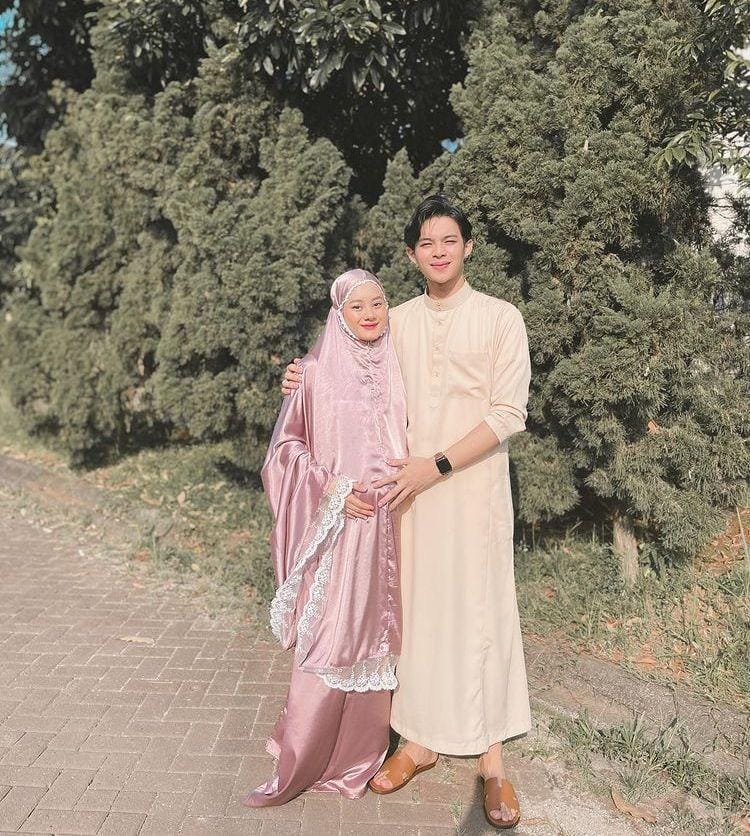 instagram.com/dindahw