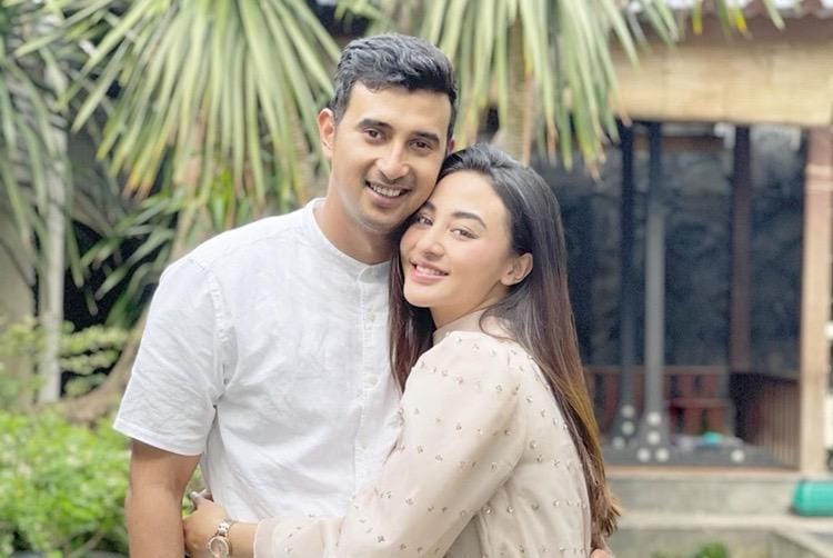 Instagram.com/alisyakieb