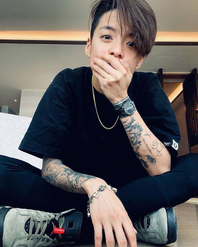 instagram.com/ajol_llama