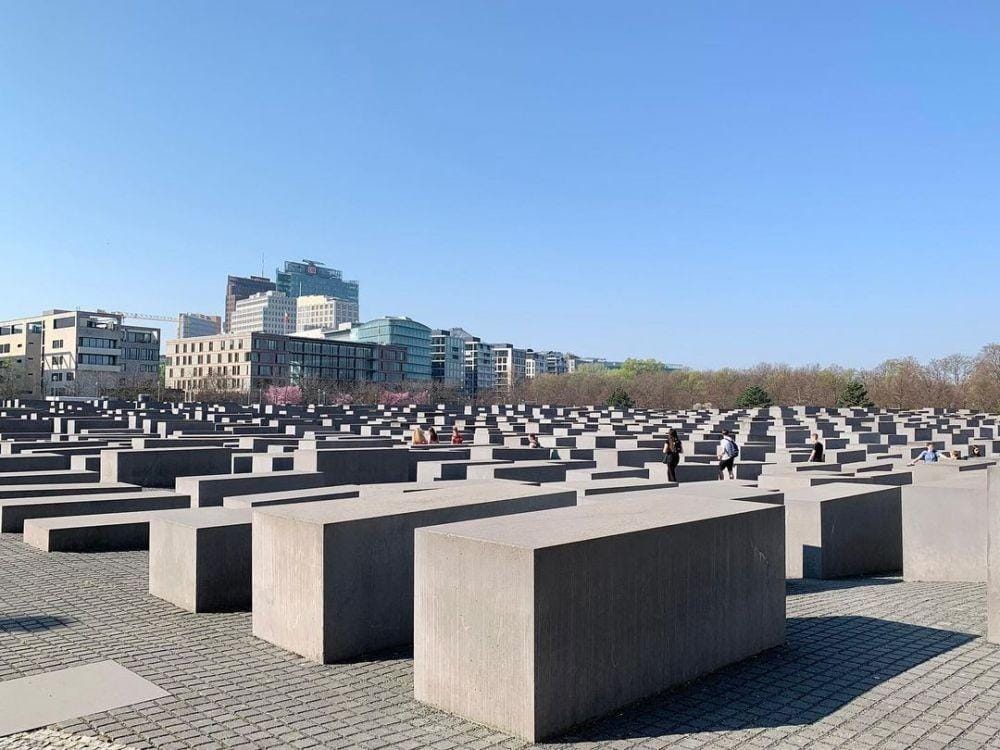 instagram.com/travellingkoffermann