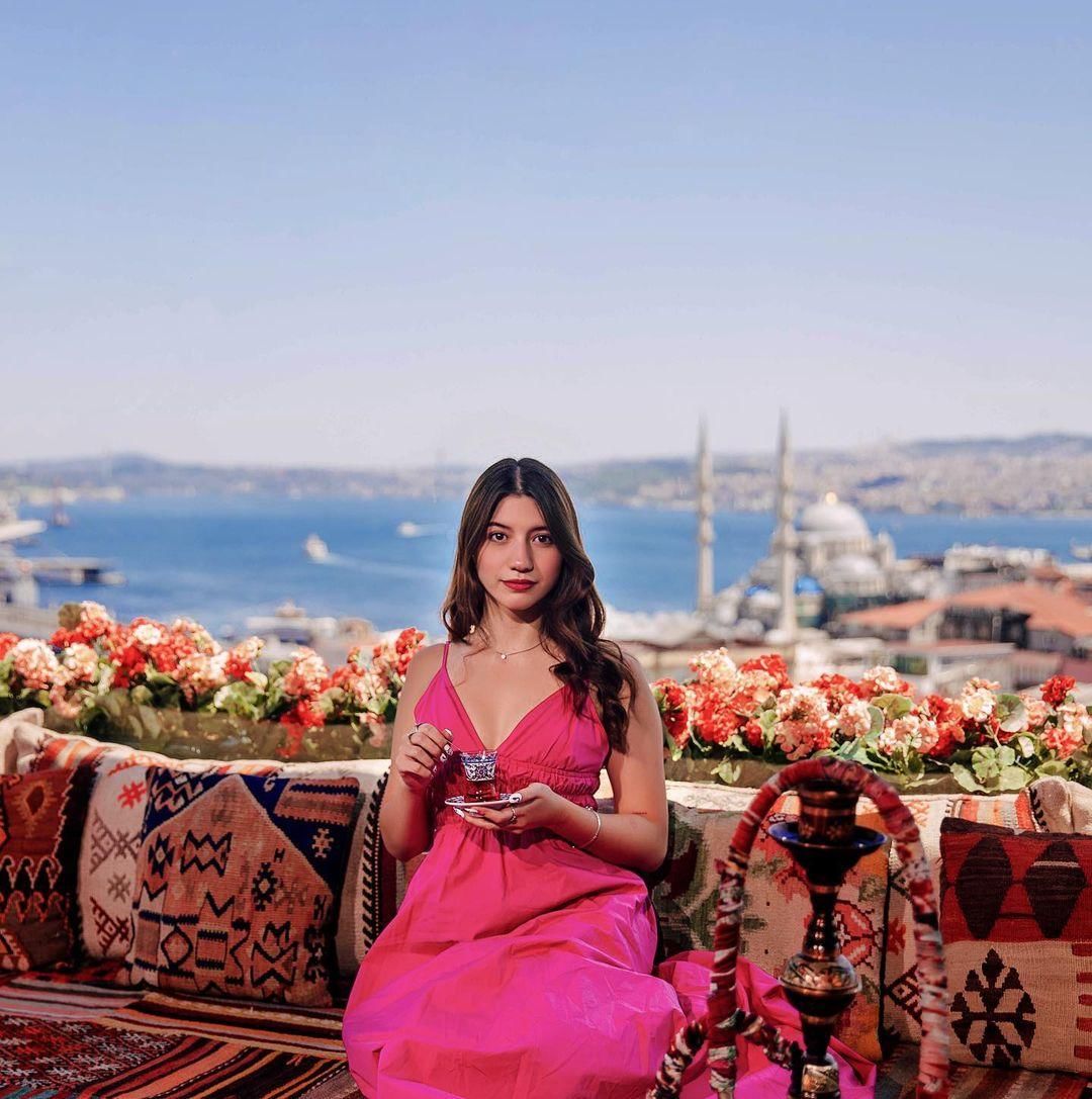 instagram.com/casandralee