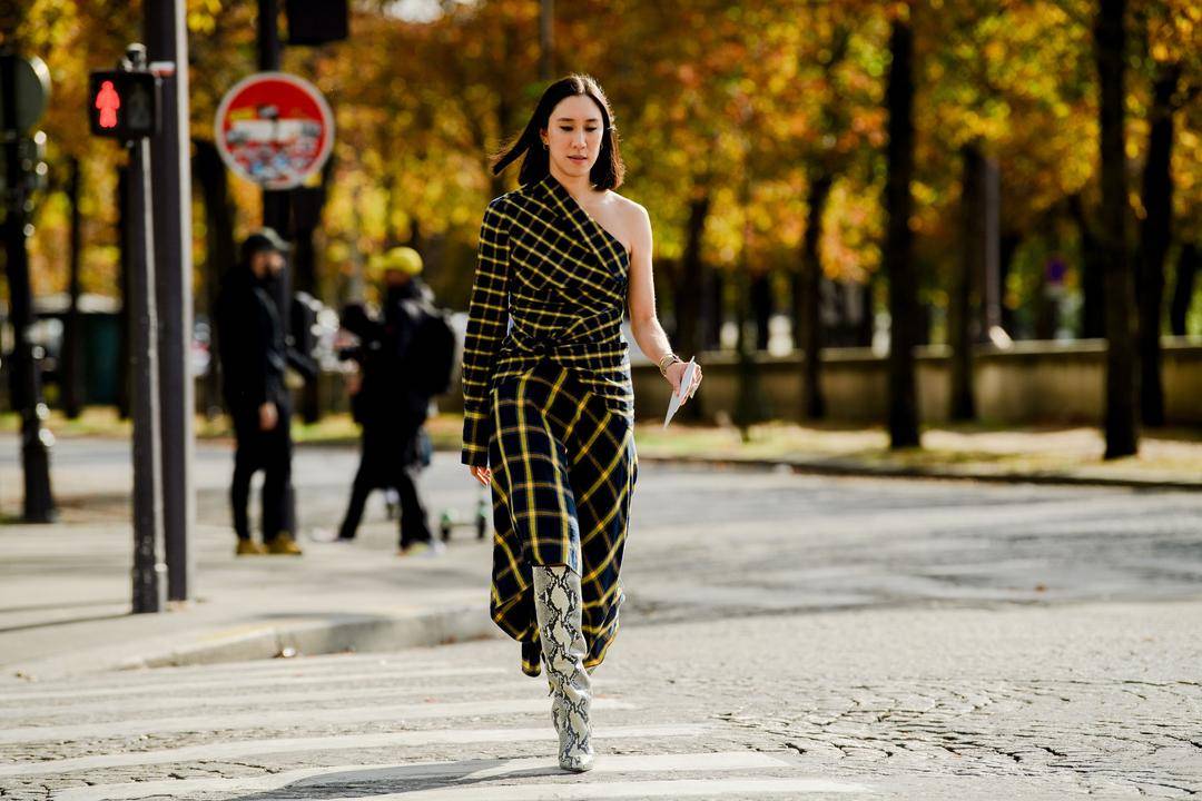 harpersbazaar.com