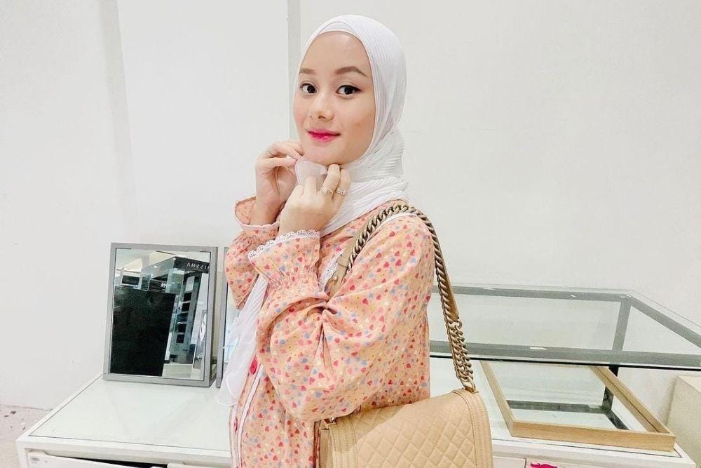 Mantap Menikah Tanpa Pacaran, Intip 7 Pesona Seleb yang Ta'aruf