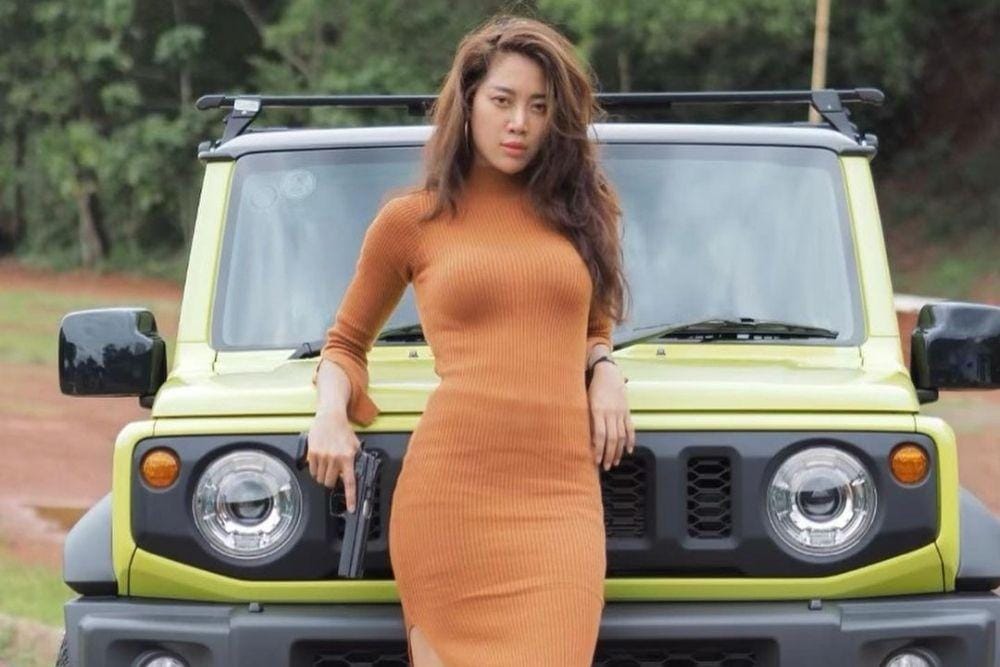 Intip 7 Potret Body Goals a la Widi 'Vierratale', Seksi Banget!