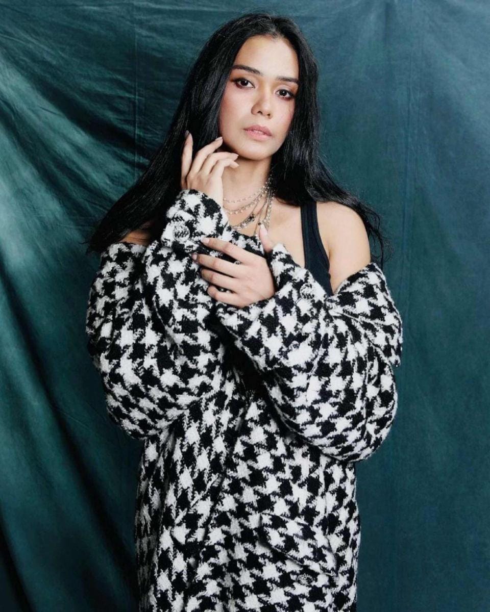 Instagram.com/adiniawrst