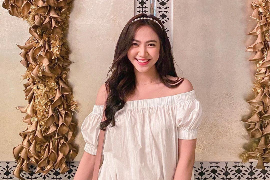 Gaya Shania Junianatha, Eks JKT48 Sekaligus Pacar Jonatan Christie