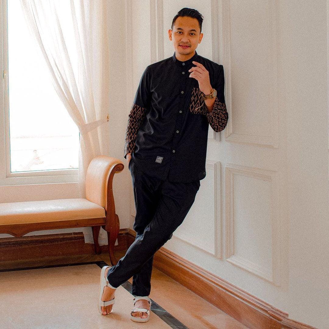 instagram.com/panjiasaputra