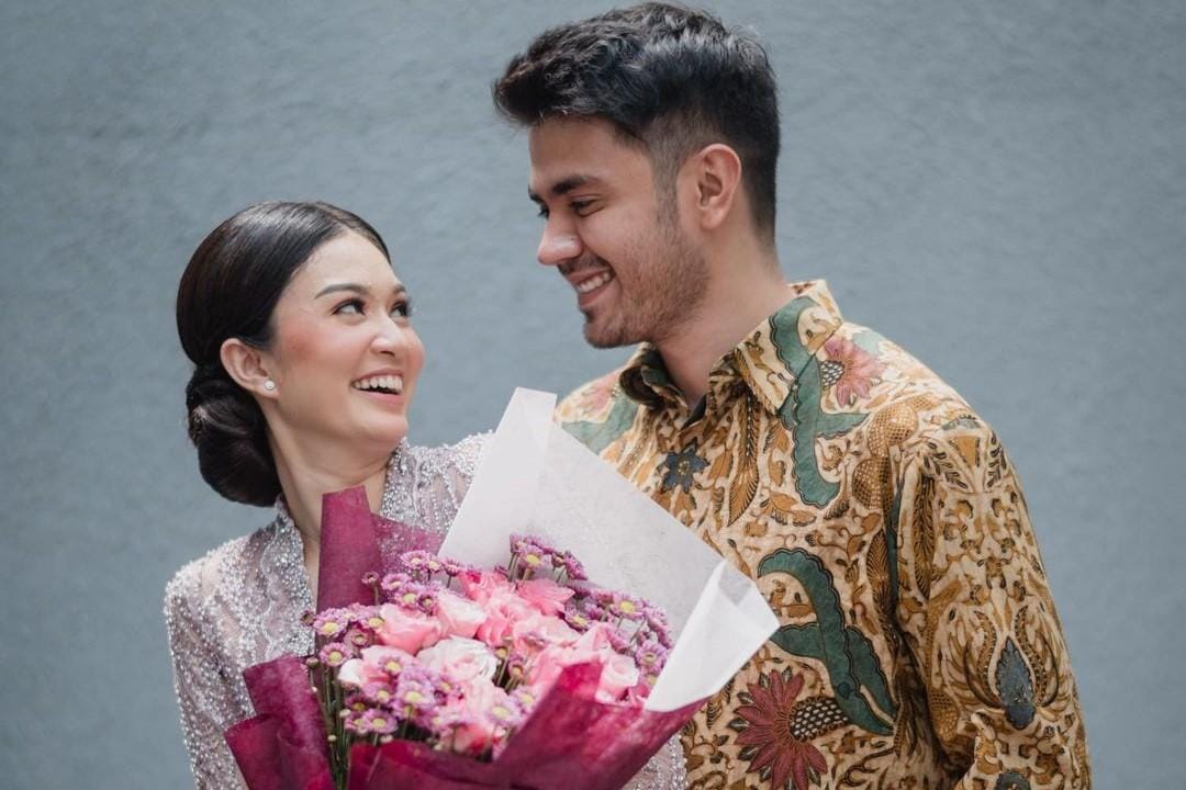 Siap Menikah, Intip Detail Pakaian Lamaran Faradilla Yoshi
