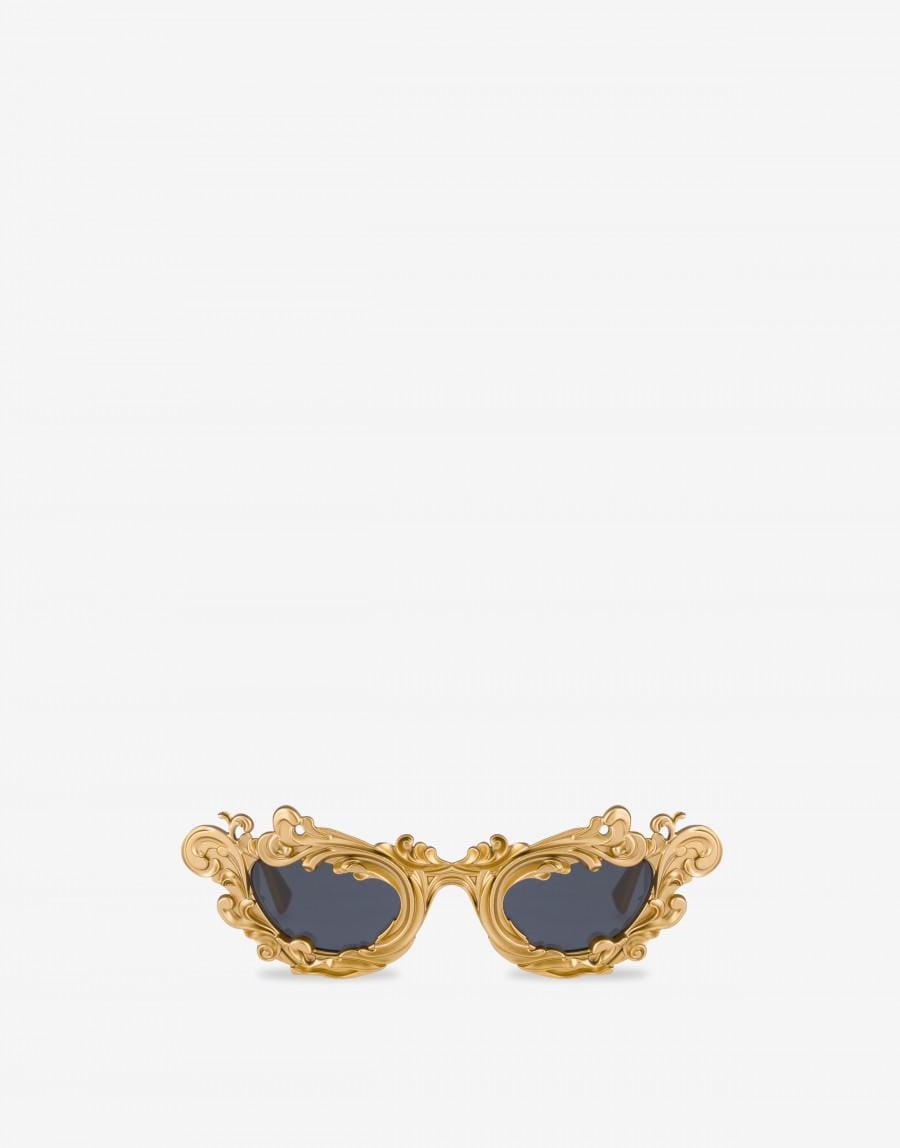moschino.com