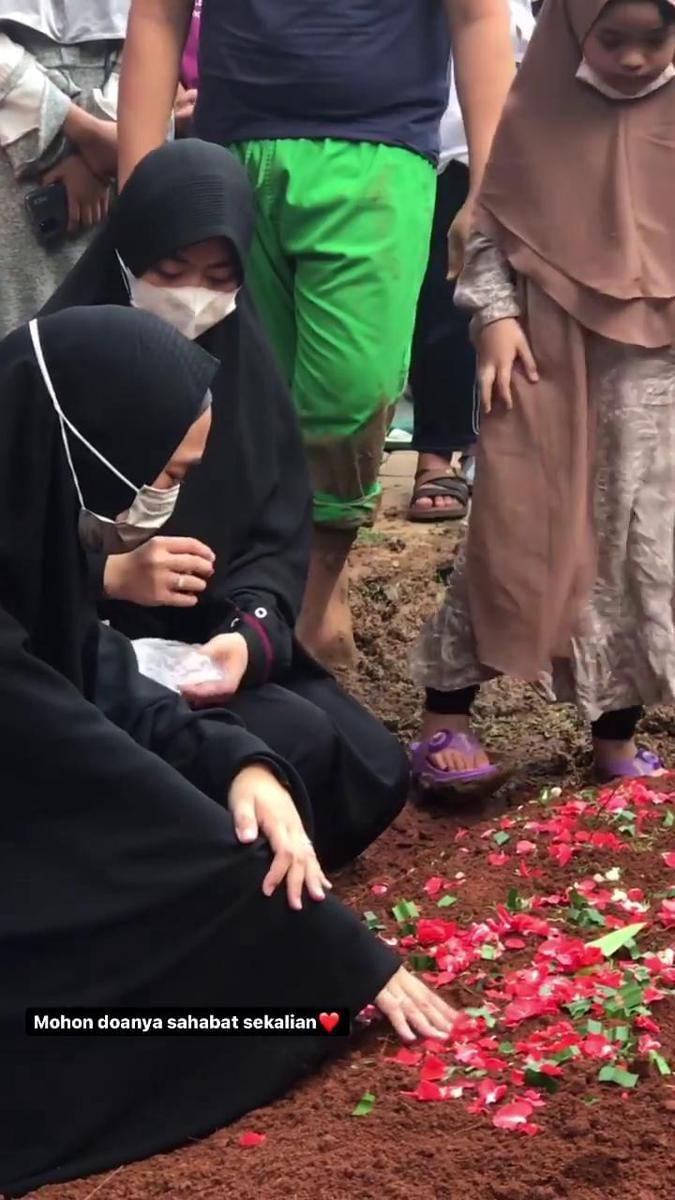 Instagram.com/okisetianadewi