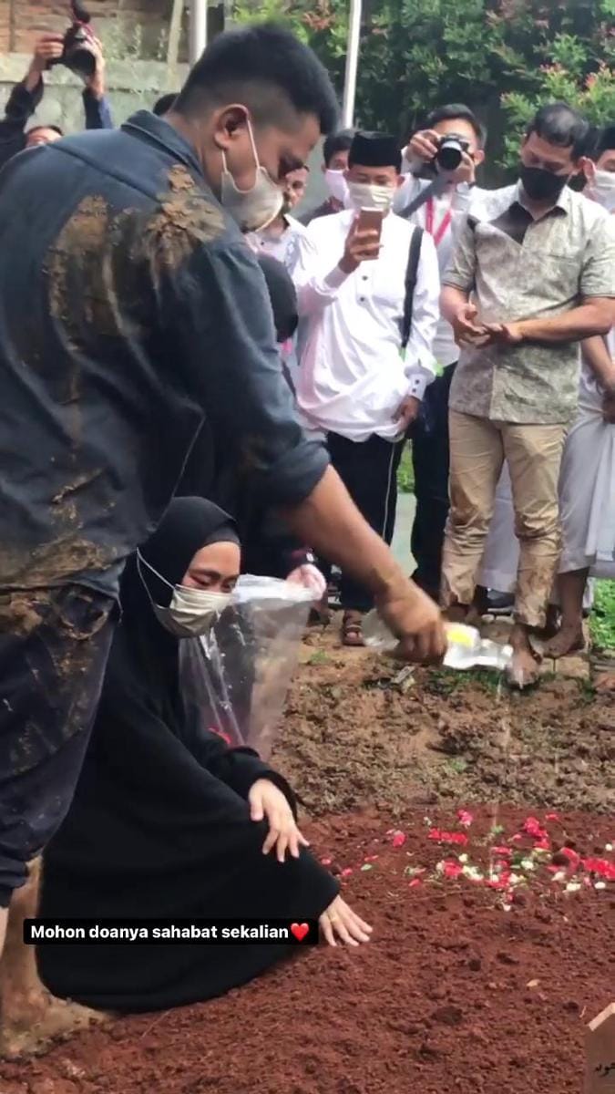 Instagram.com/okisetianadewi