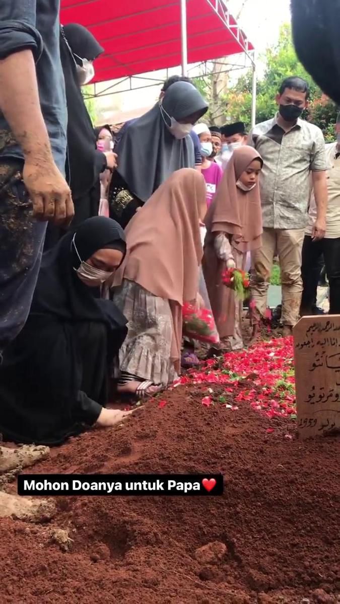 Instagram.com/okisetianadewi