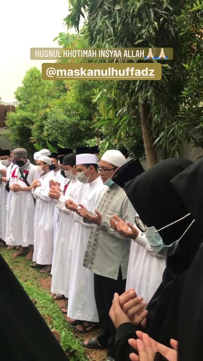 Instagram.com/okisetianadewi