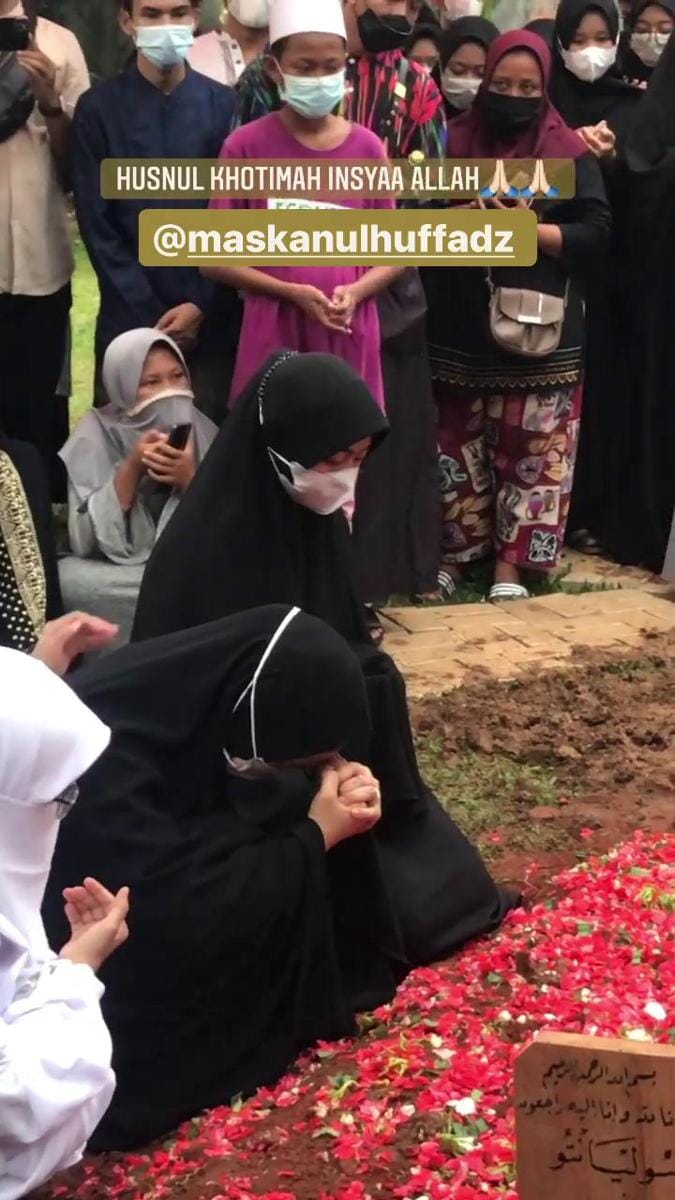 Instagram.com/okisetianadewi