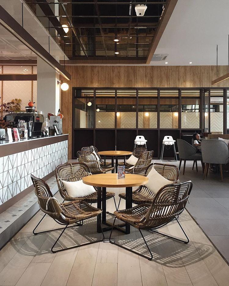 instagram.com/ rositajalanjalan