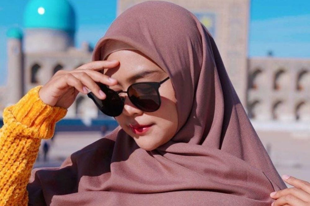 instagram.com/riaricis1795