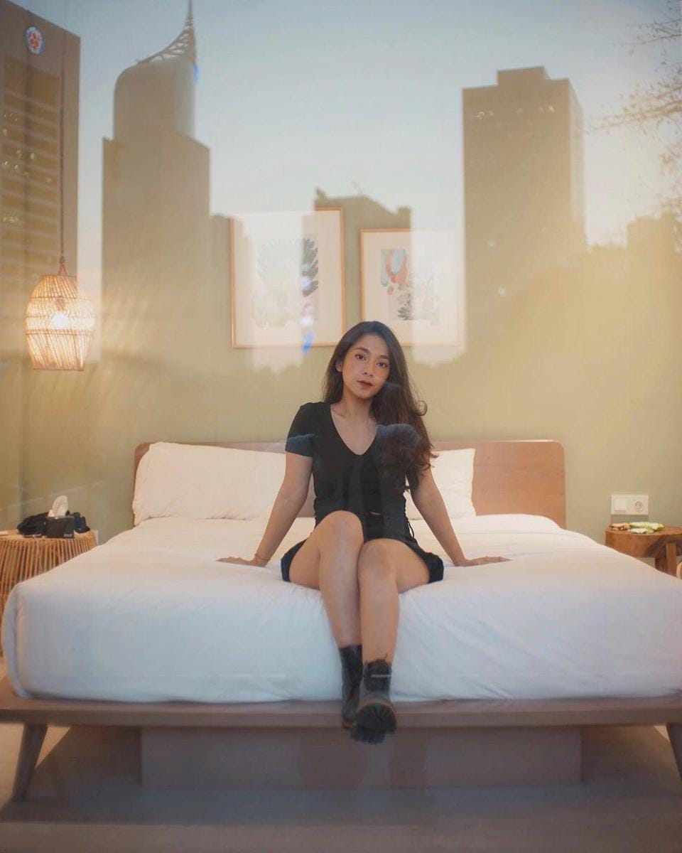 instagram.com/dindakirana.s