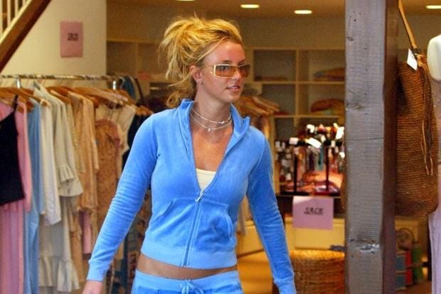 Gaya Para Artis yang Bikin Tracksuit Jadi Trend Tahun 2000-an 