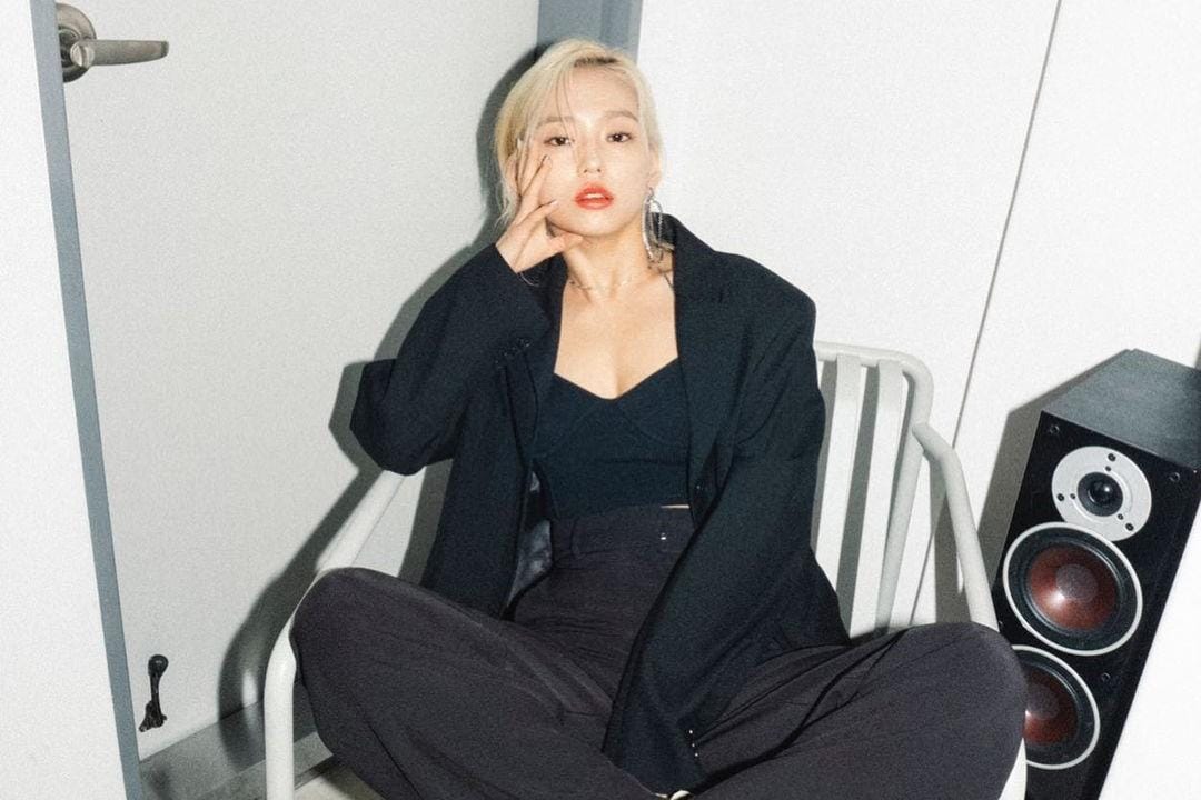 Intip Potret Yeeun, Member CLC yang Siap Debut Akting Film Horror