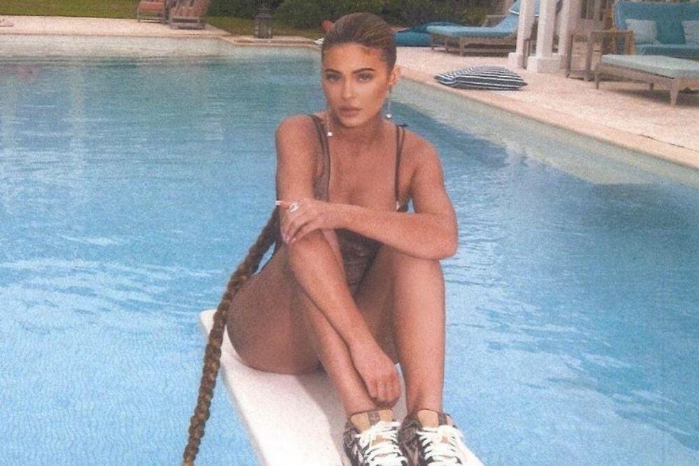 instagram.com/kyliejenner