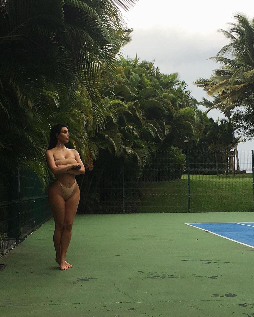 instagram.com/kimkardashian