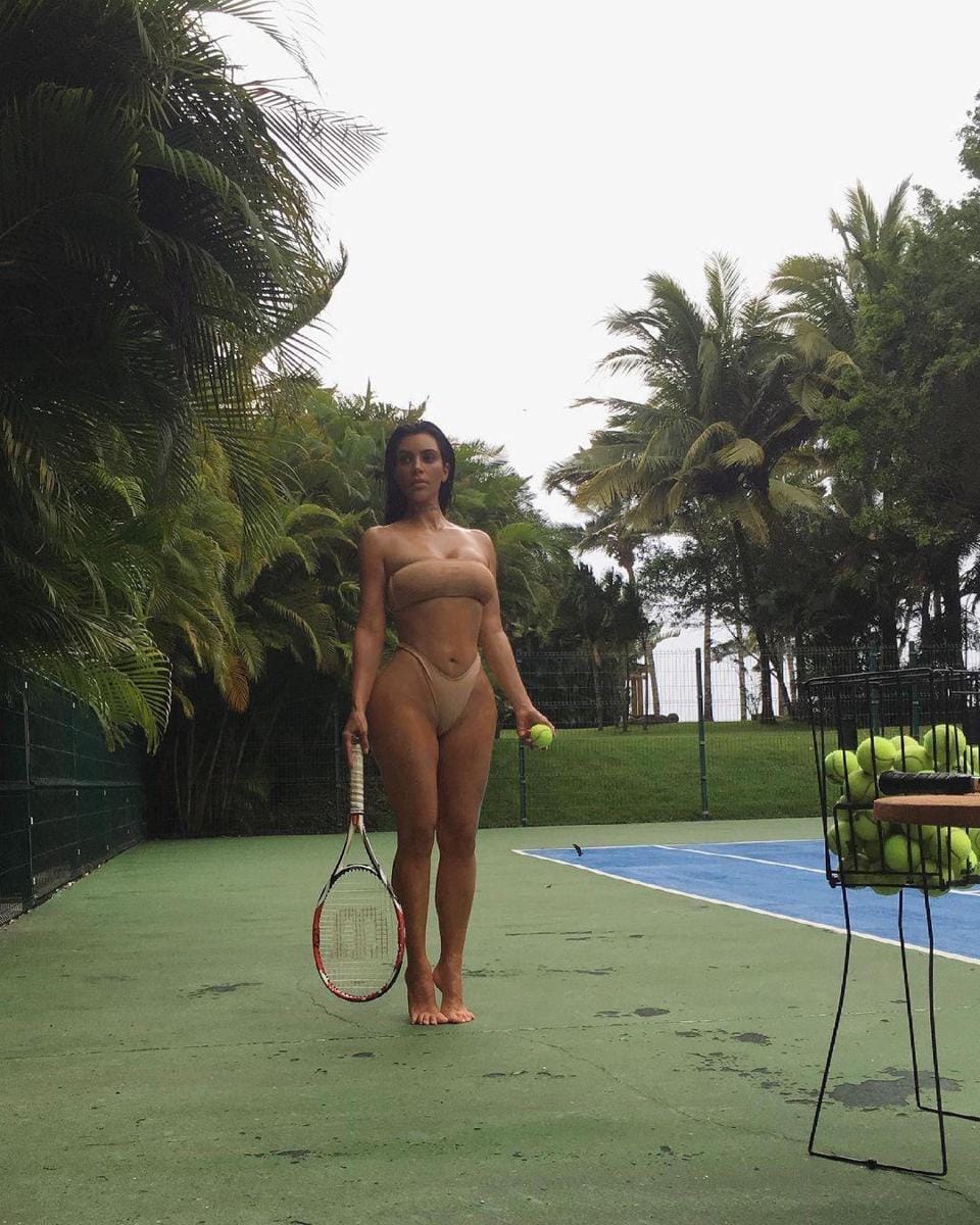 instagram.com/kimkardashian
