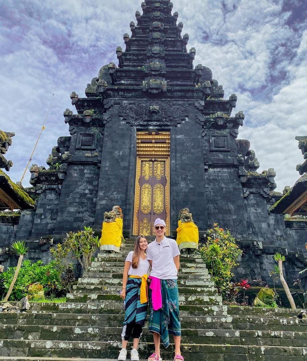 Instagram.com/josephinefirmstone