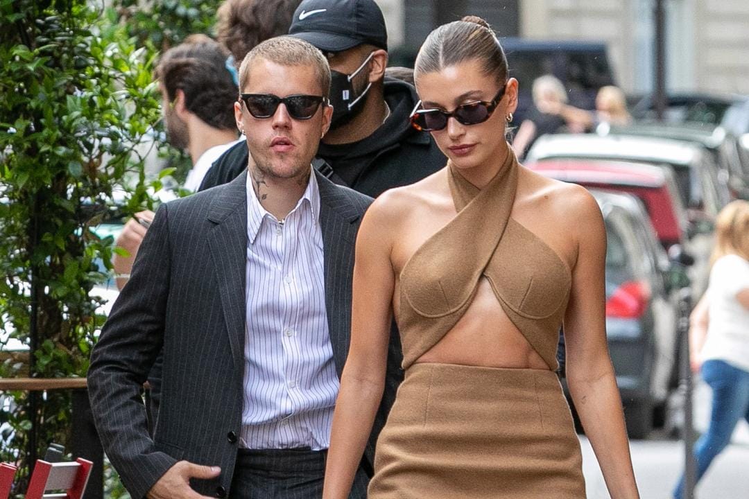 Gaya 'Vulgar' Artis Hollywood saat Bertemu Presiden, Bajunya Menantang