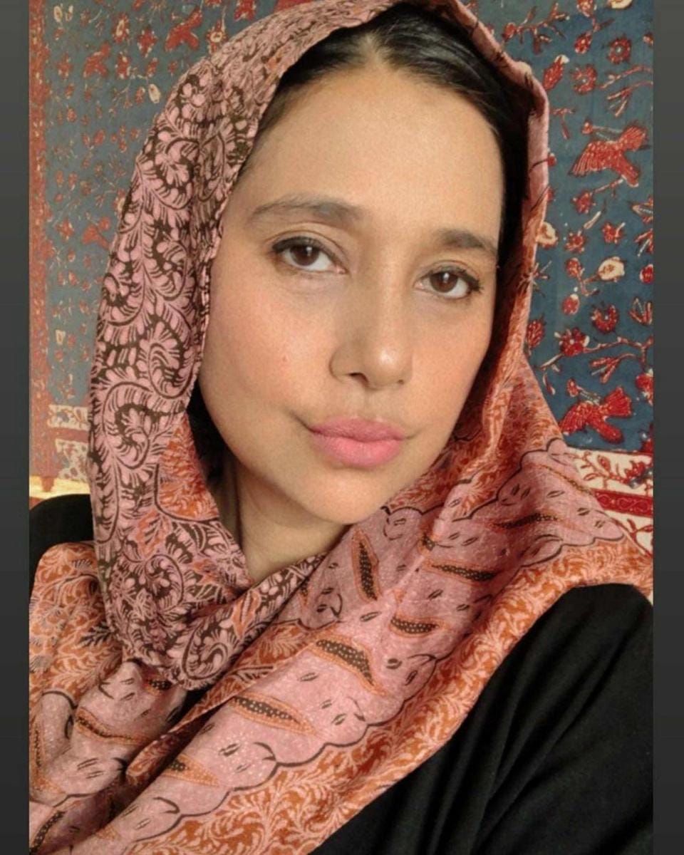 instagram.com/ayukhadijahazhari