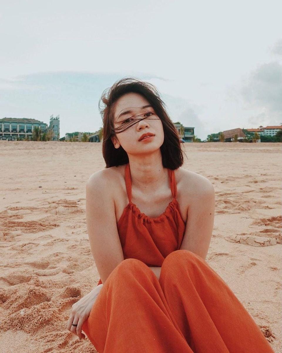 instagram.com/laurabas